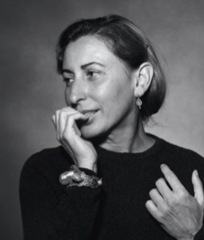Miuccia Prada: la mente creativa detrás de un imperio de la moda